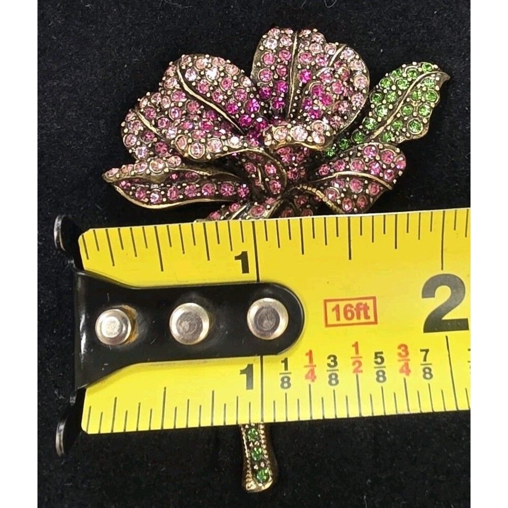 HEIDI DAUS Pink Crystal Flower Pin Brooch Signed Bronze Tone Metal With Box - Picture 5 of 6